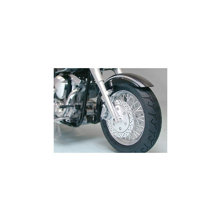 TAMIYA 1/12 YAMACHA MOTORCYCLE XV 1600 ROADSTAR (14080)