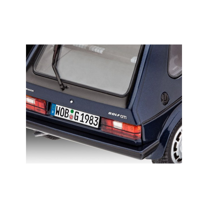 REVELL 1/24  VW GOLF GTI PIRELLI SET     (05694) 35 YEARS OF