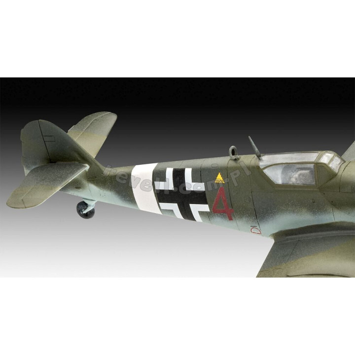 REVELL 1/72 Bf 109G-10 & SPITFIRE MK.V   (03710)