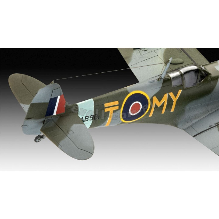 REVELL 1/72 BF109G-10 & SPITFIRE MK.V (03710)