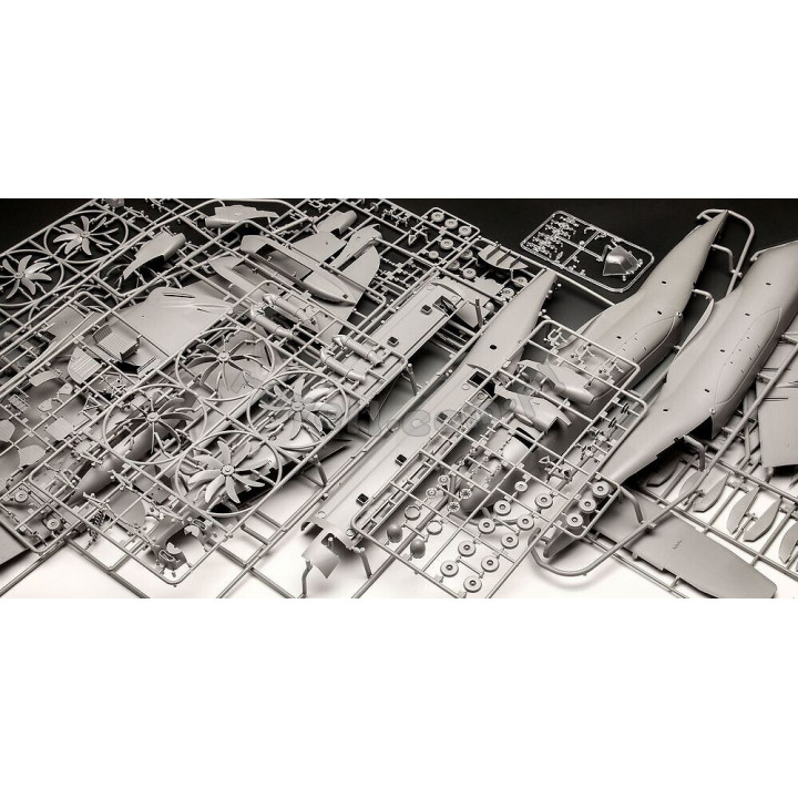 REVELL 1/72 AIRBUS A400M ATLAS "RAF" (03822)