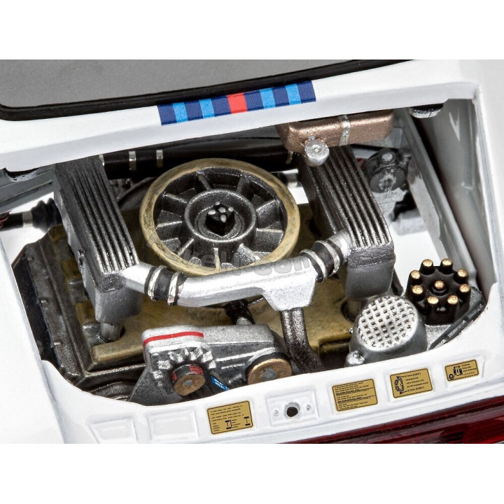 REVELL 1/24 PORSCHE 934 RSR "MARTINI" (07685)