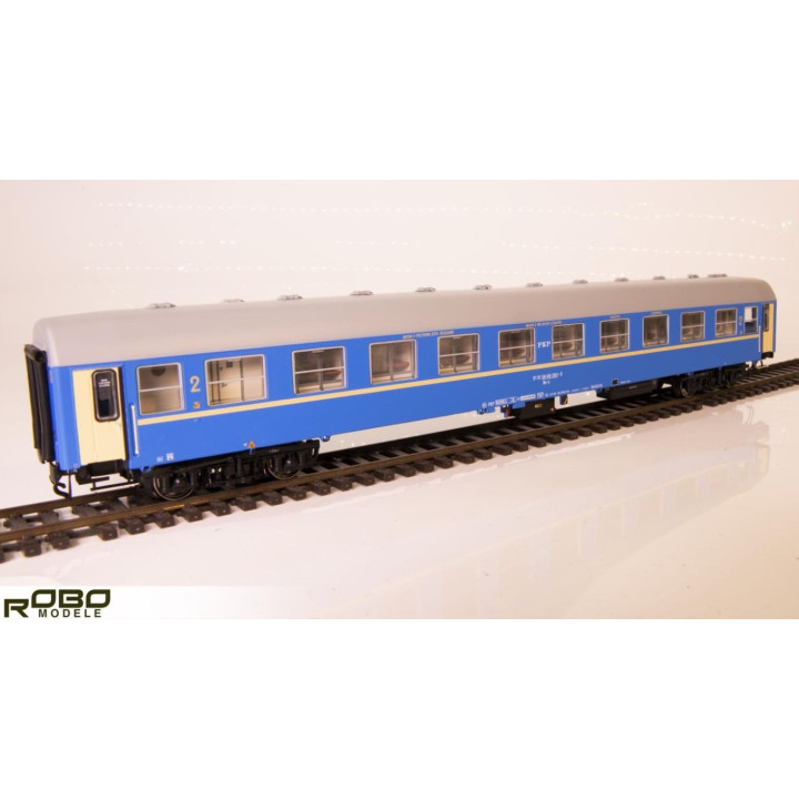 ROBO 244310 CUSH WAGON 110Ac 2. třída PKP Varšava Grochów