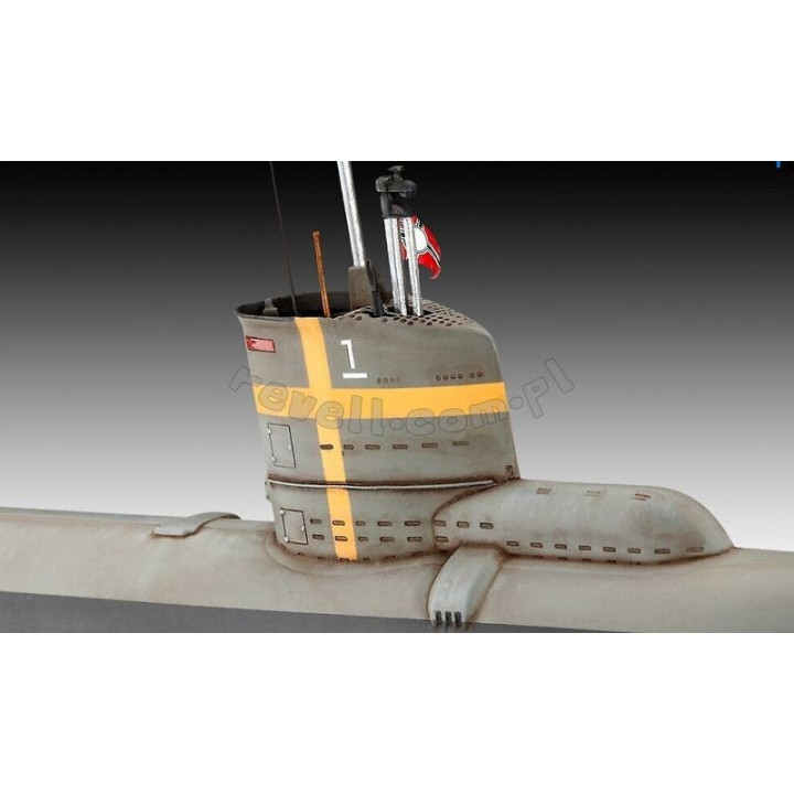 REVELL 1/144 GERMAN SUBMARINE MODEL SET 65140
