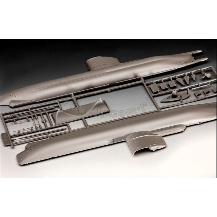 REVELL 1/144 GERMAN SUBMARINE MODEL SET 65140