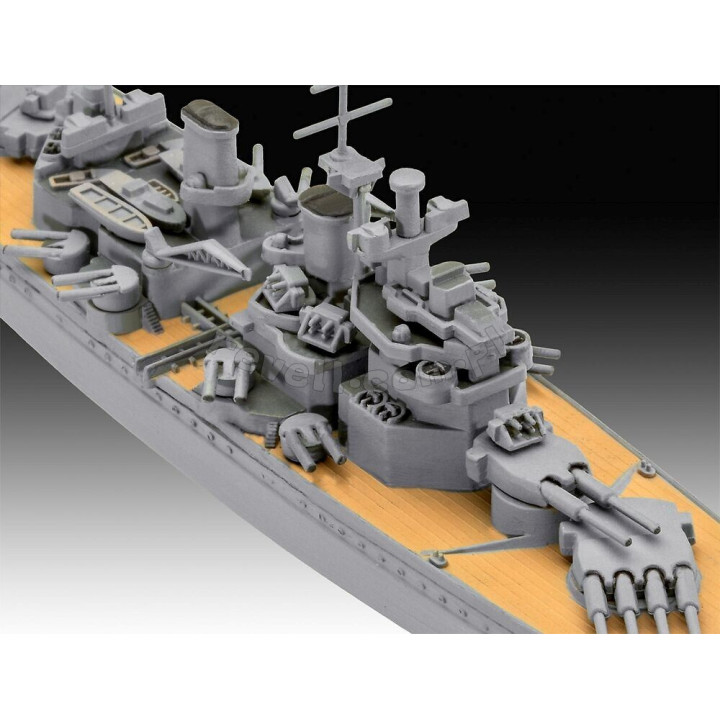 REVELL 1/1200 FIRST DIORAMA SET BISMARCK BATTLE (05668)