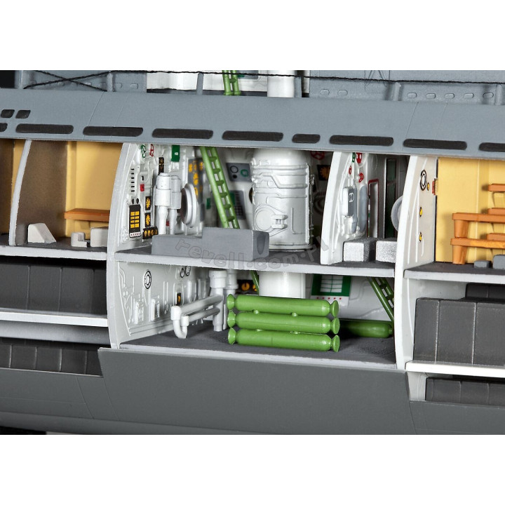 REVELL 1/144 NĚMECKÝ U-BOAT XXI U S INTERIÉREM 05078
