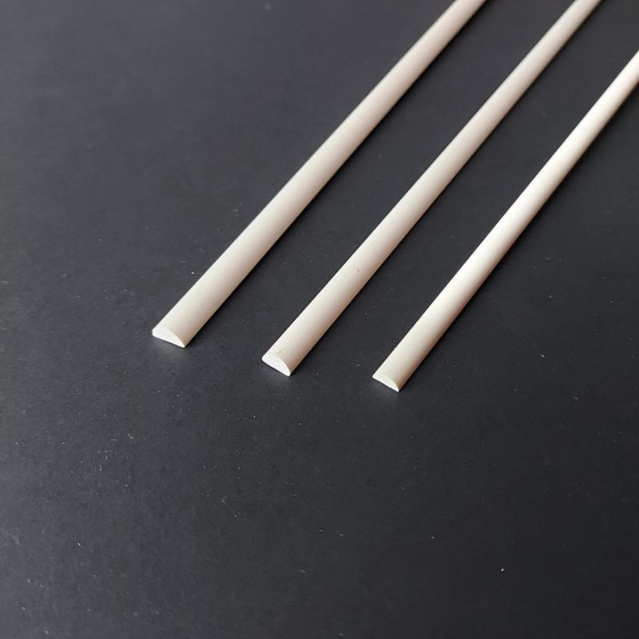 HM PLASTIC SLATE 7*330 mm (144) MAQUETT