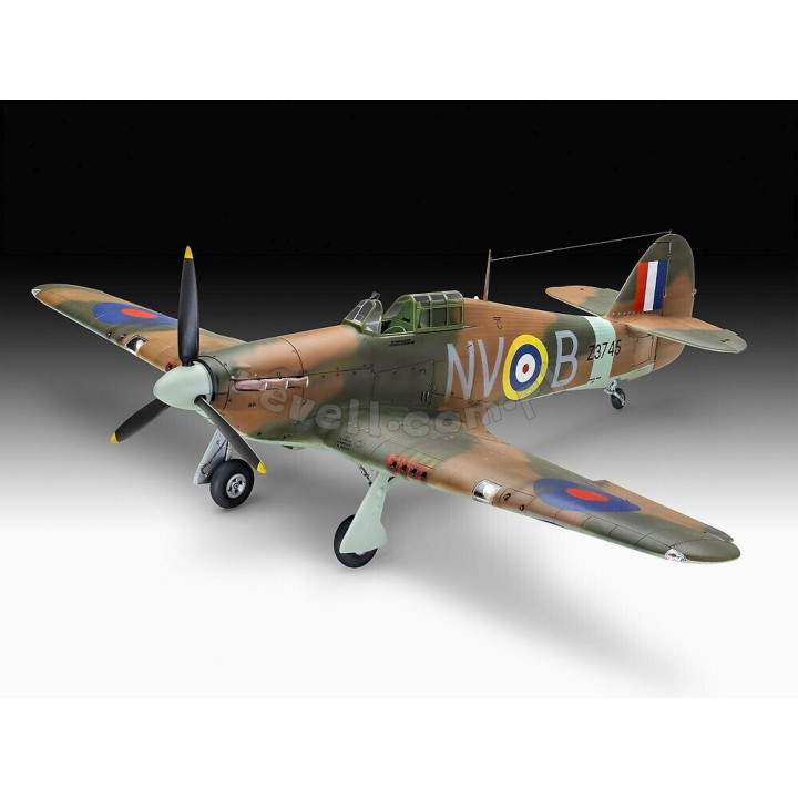 REVELL 1/32 HAWKER HURRICANE MK IIb (04968)