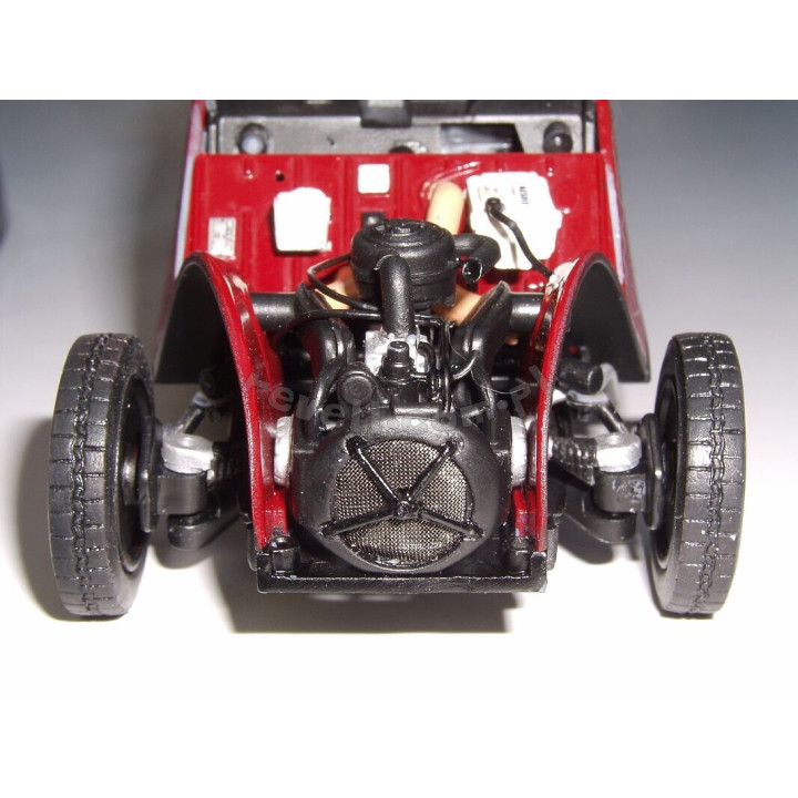 REVELL 1/24 CITROEN 2CV CHARLESTON (07095)