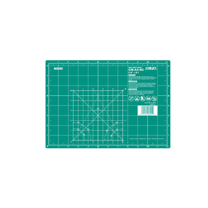 OLFA MATA A4 / 320 x 225 mm (CM-4A)