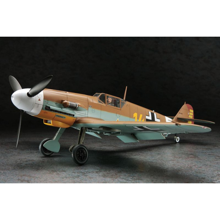 HASEGAWA 1/32 MESSERSCHMITT Bf 109F-4    Trop (HAST31)