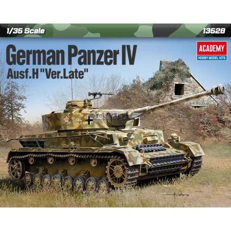 ACADEMY 1/35 GERMAN PANCER IV Ausf.H Ver.Late (13528)