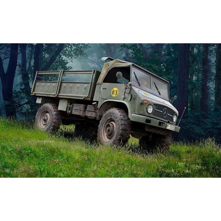 REVELL 1/35 UNIMOG 404 S (03348)