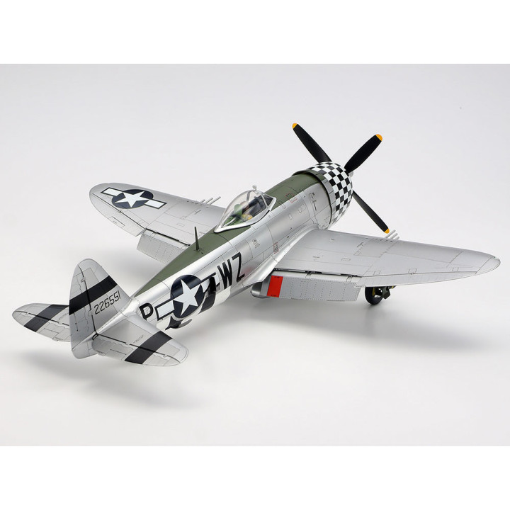 TAMIYA 1/48 P-47D THUNDERBOLT BUBBLETOP  (61090)