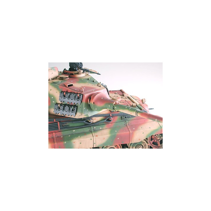 TAMIYA 1/35  GERMAN KING TIGER ARDENNES FRONT (35252)