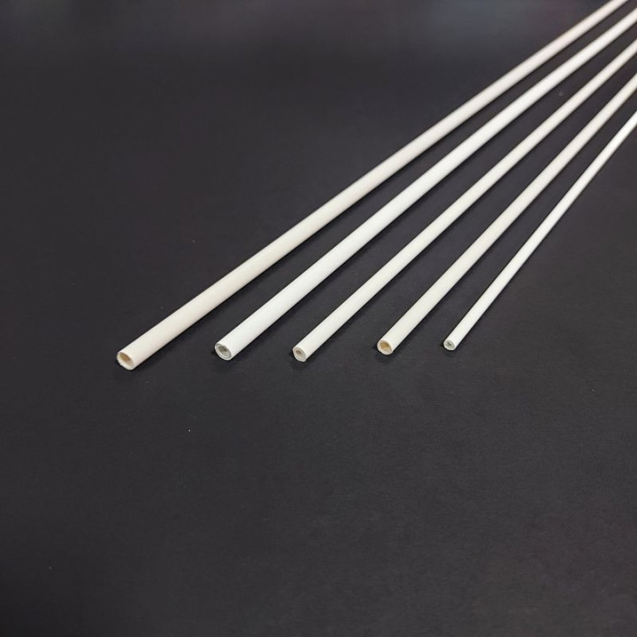 HM RURKA PLASTIKOWA  4,8/3*330 mm - 1    sztuka (80113)
