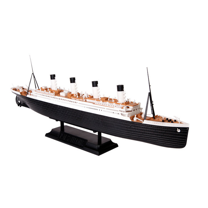 ZVEZDA 1/700 TITANIC (9059)