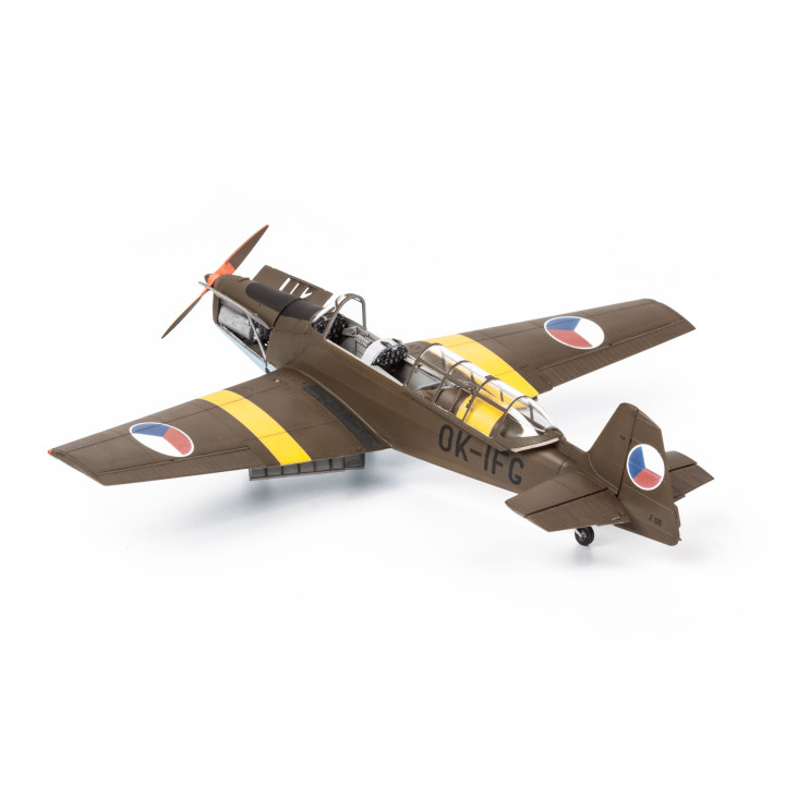 EDUARD 1/48 ZLIN Z-126 TRENER (82181)