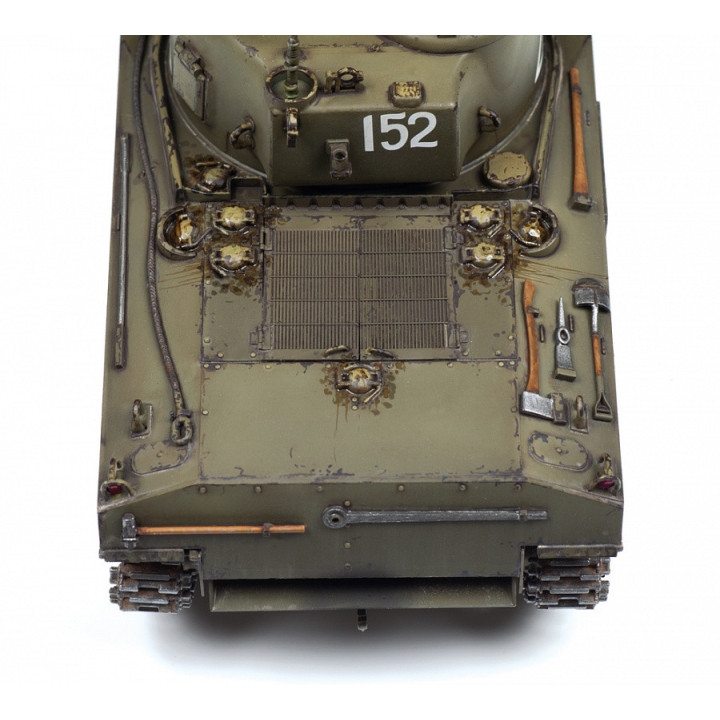 ZVEZDA 1/35 M4A2 SHERMANN 75mm (3702)