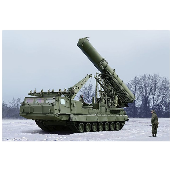 TRUMPETER 1/35 RUSSIAN S-3000V 9A85 SAM  (09521)
