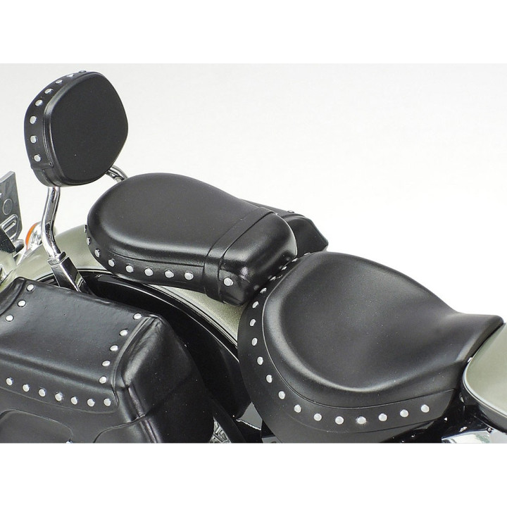 TAMIYA 1/12 YAMAHA XV1600 MOTORCYCLE 14135