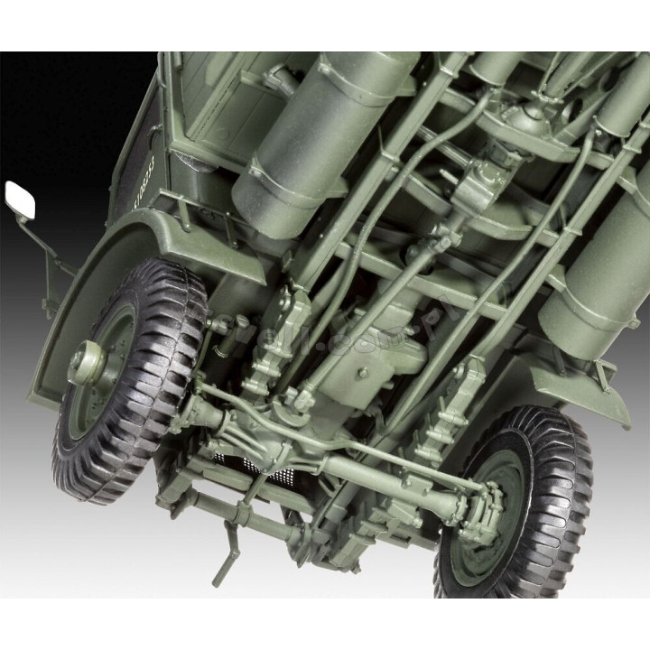 REVELL 1/35 FORDSON W.O.T.6 03282