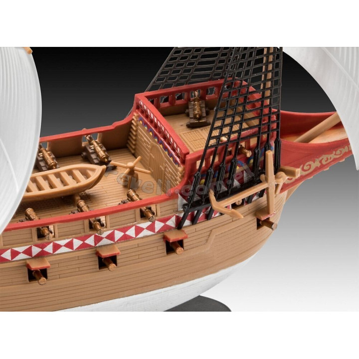 REVELL 1/350 HMS REVENGE / EASY CLICK    SYSTEM (05661)