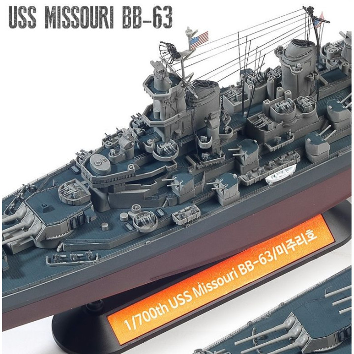 ACADEMY 1/700 BB-63 USS MISSOURI (14223) edycja specjalna