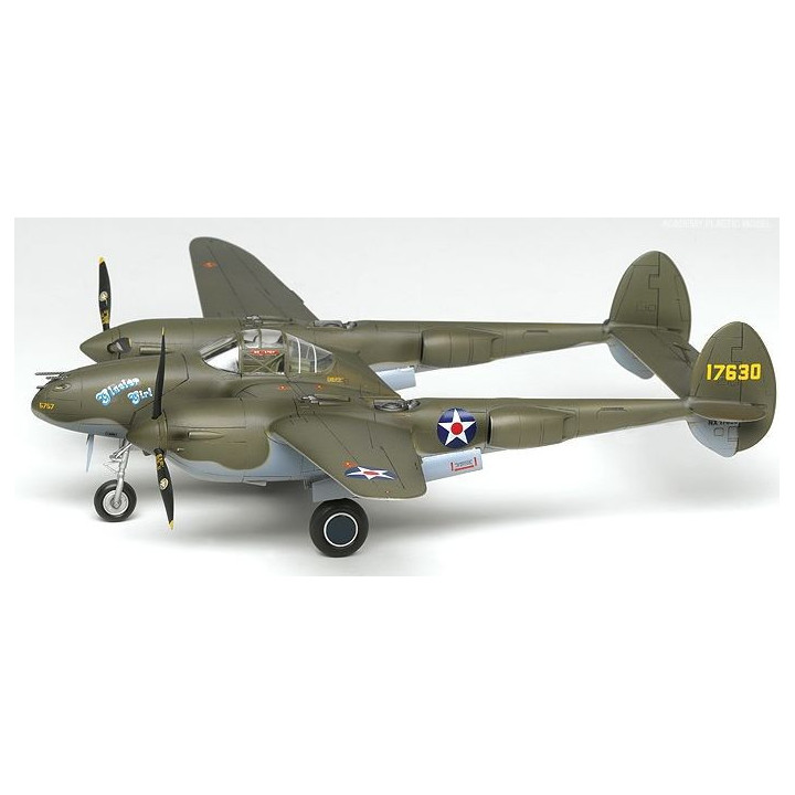 ACADEMY 1/48 P-38F LIGHTNING "GLACIER GIRL" (12208)