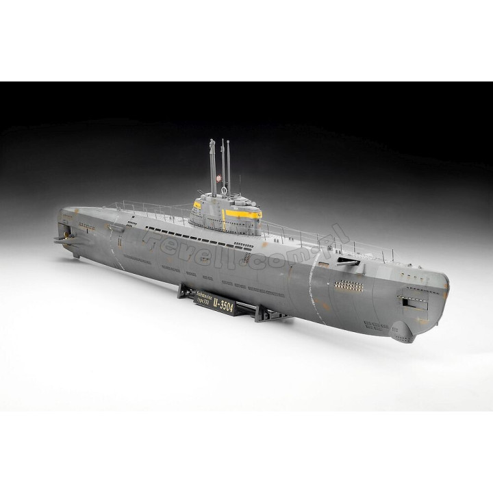 REVELL 1/144 GERMAN SUBMARINE TYPE XXI   (05177)