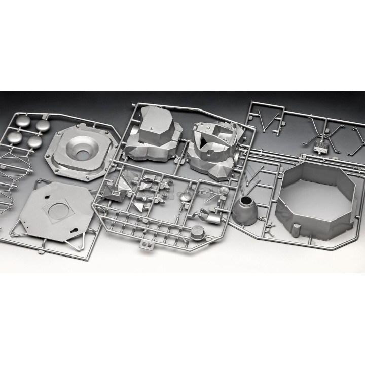 REVELL 1/48 LUNÁRNÍ MODUL APOLLO 11 EAGLE 03701