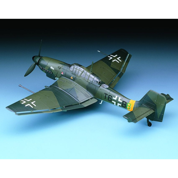 ACADEMY 1/72 JU-87G-1 STUKA "TANK        BUSTER" (12450)