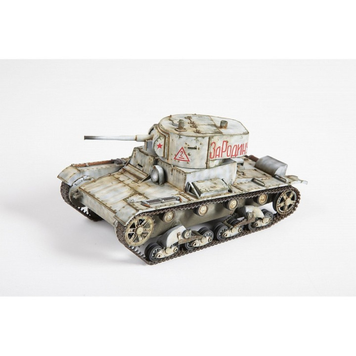 ZVEZDA 1/35 T-26 mod. 1933 SOVĚTSKÝ LEHKÝ TANK (3538)