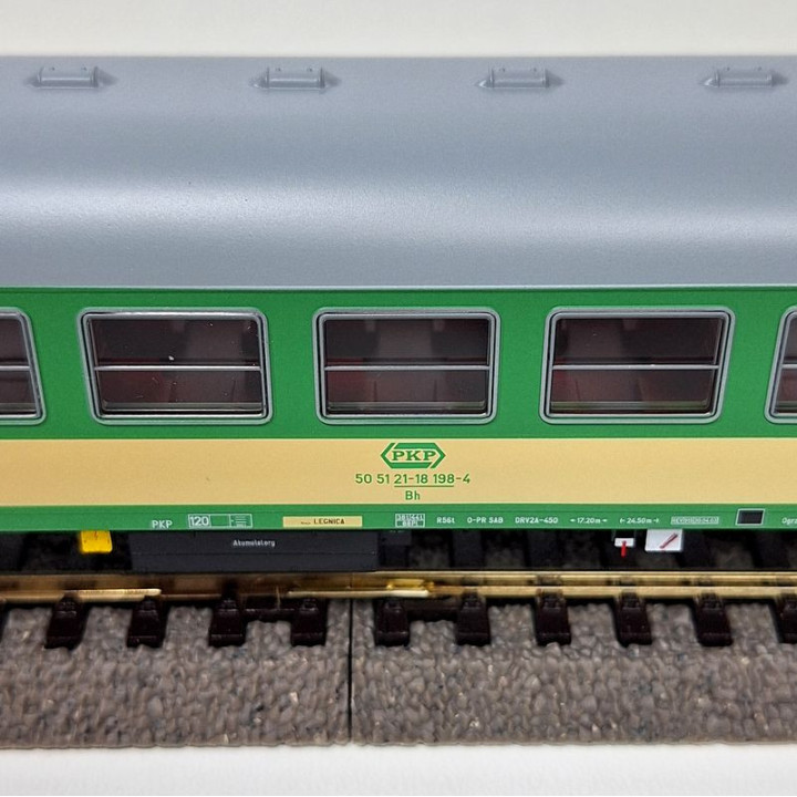 PIKO 96660 PERSONAL WAGON typ 120A PKP ep.V