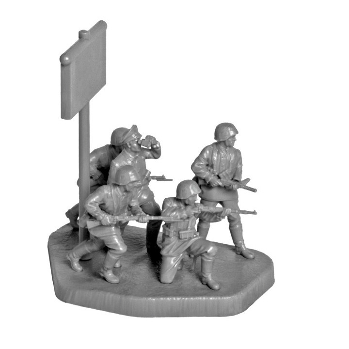 ZVEZDA 1/72 GRMAN ELITE TROOPS 1939-1943 (6180)