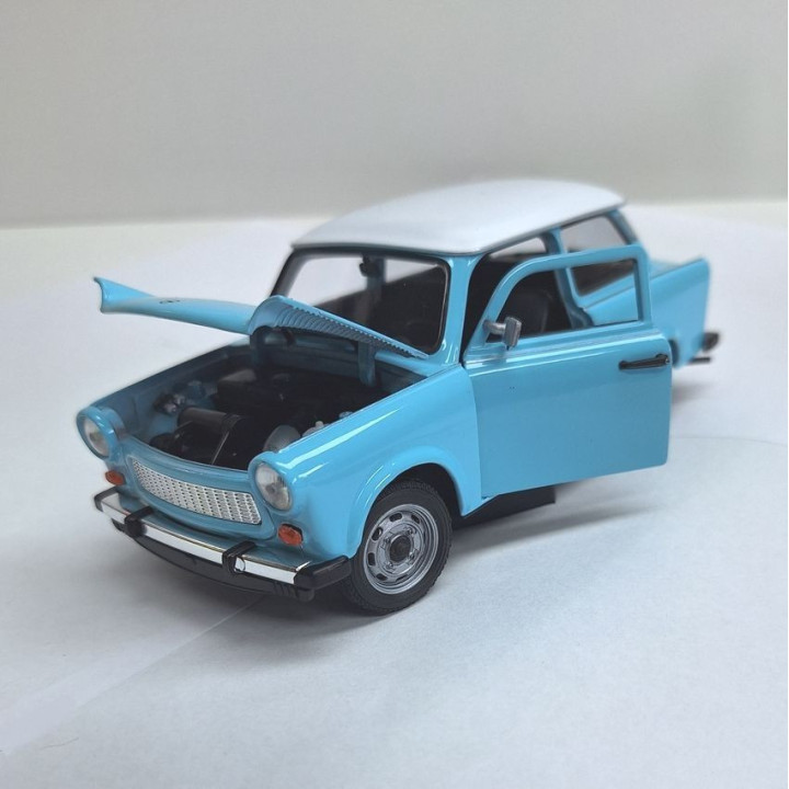 WELLY 1/24 TRABANT 601 jasny niebieski   / biały