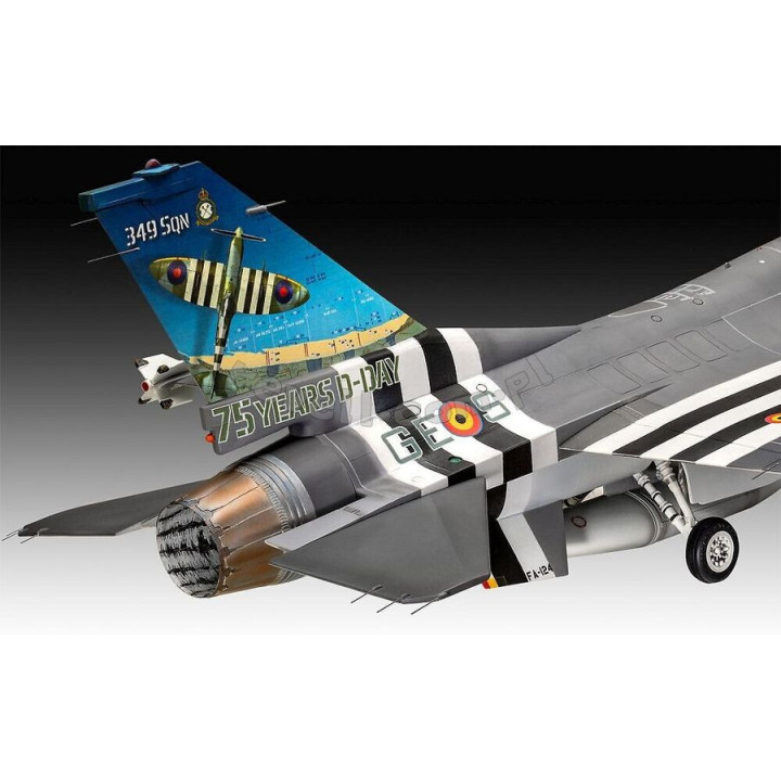 REVELL 1/32 F-16 Falcon (03802) 50th Anniversary