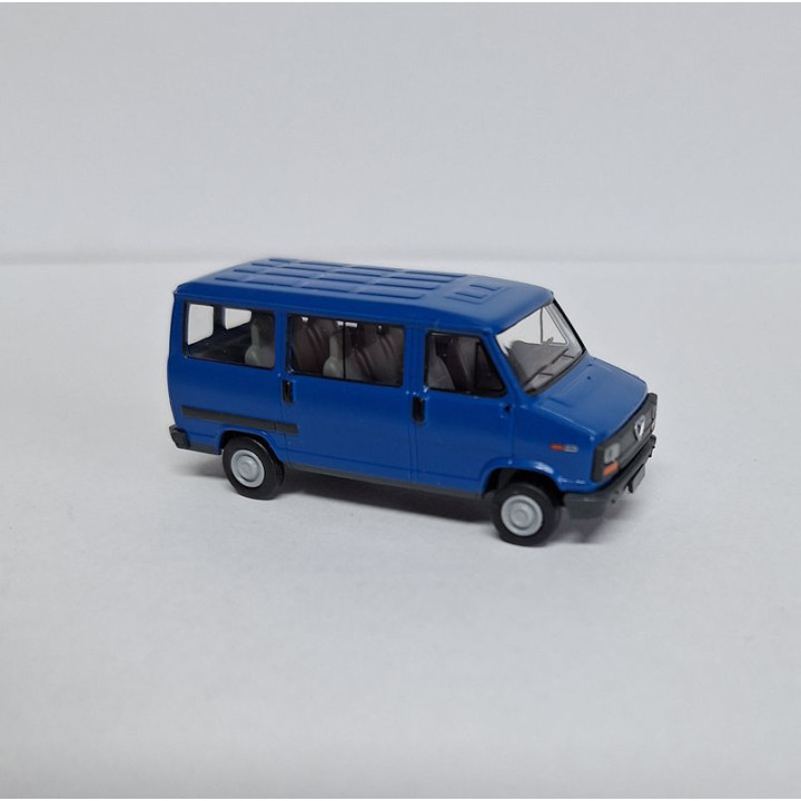 BREKINA 1/87 ALFA ROMEO AR 6 BUS 1985 (34903) blue
