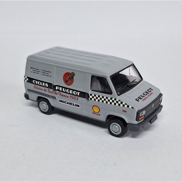 BREKINA 1/87 PEUGEOT J5 BOX 1983 (34921)