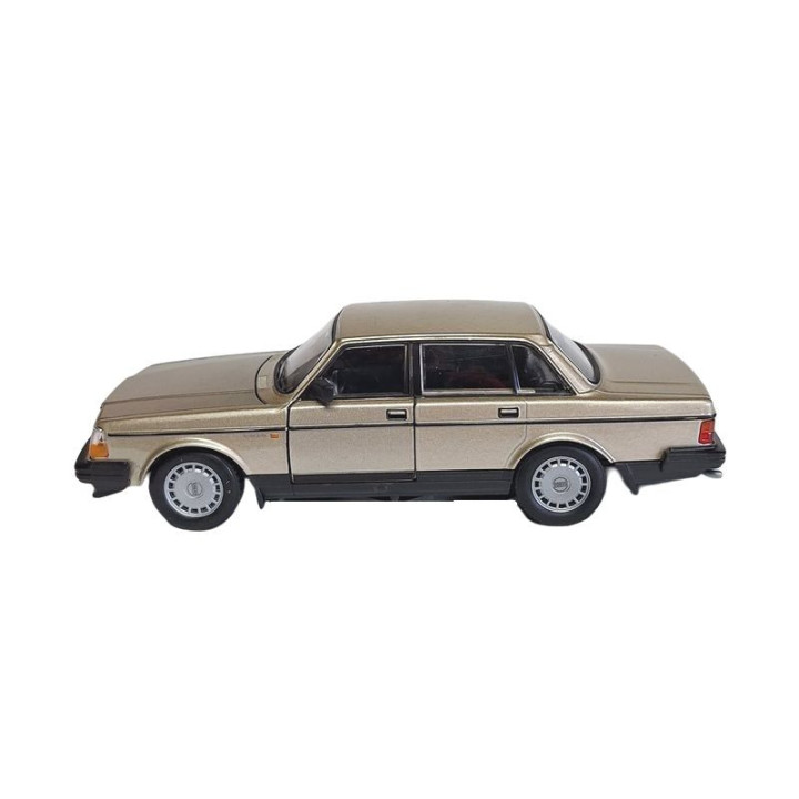 WELLY 1/24 VOLVO 240 GL złote (24102)