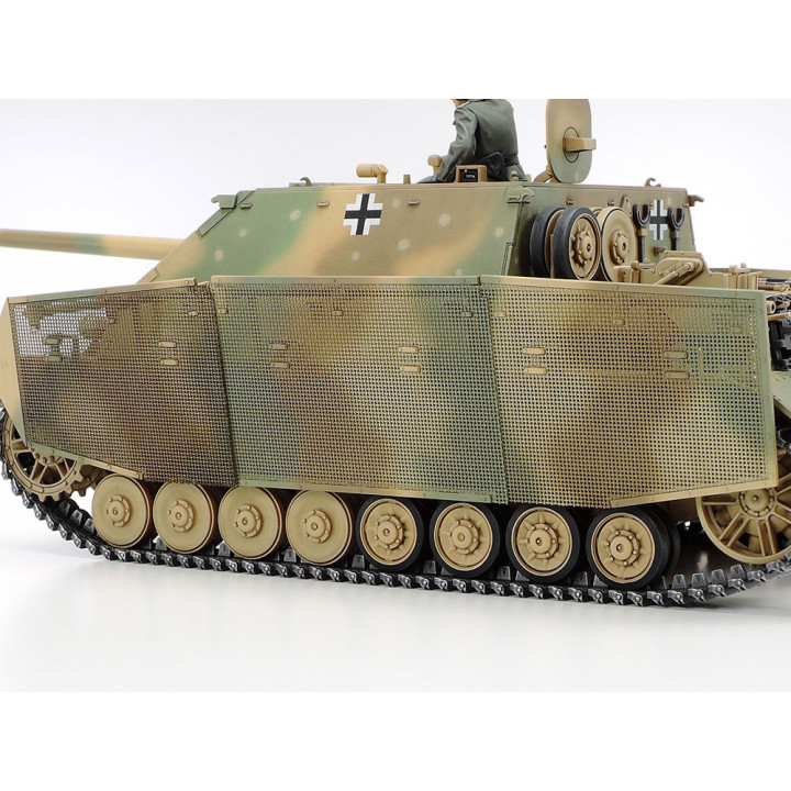 TAMIYA 1/35 GERMAN PANZER IV/70(A) / (35381)