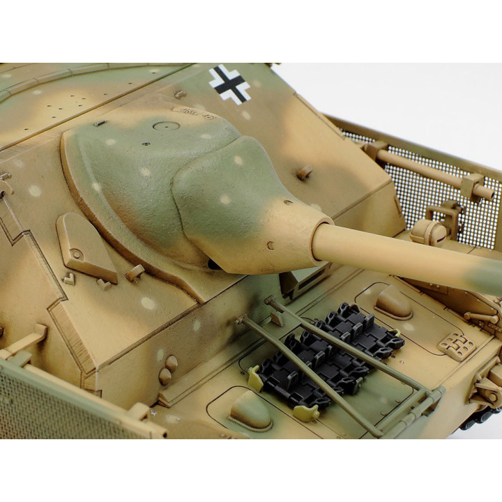 TAMIYA 1/35 GERMAN PANZER IV/70(A) / (35381)