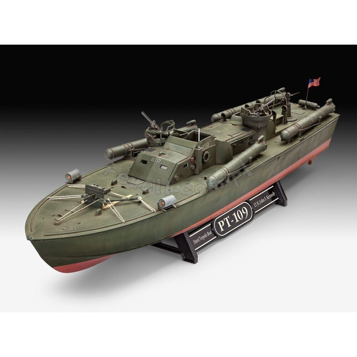REVELL 1/72 PATROL TORPEDO BOAT PT-109 MODEL SET 65147
