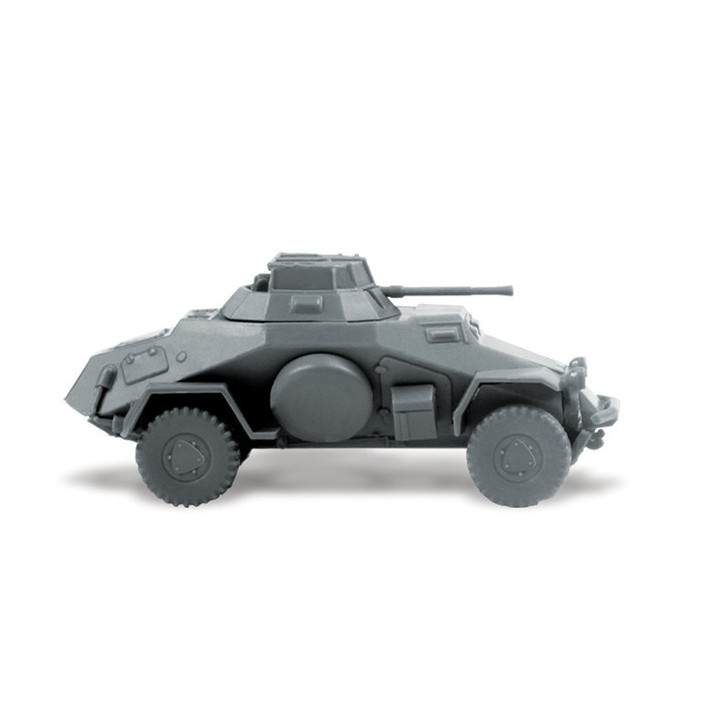 ZVEZDA 1/100 SD. KFZ 222 ARMORED CAR (6157)
