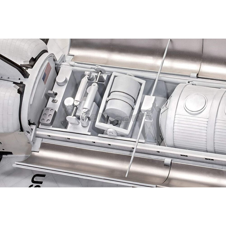 REVELL 1/72 SPACE SHUTTLE 40TH ANNIVERSARY (05673)