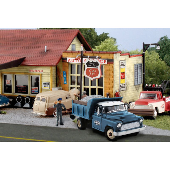 WOODLAND A5550 H0 - wywrotka Rocky +     figurka