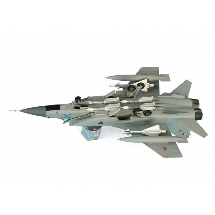 ZVEZDA 1/72 MIG-31 SOV. INTERCEPTOR (7229)