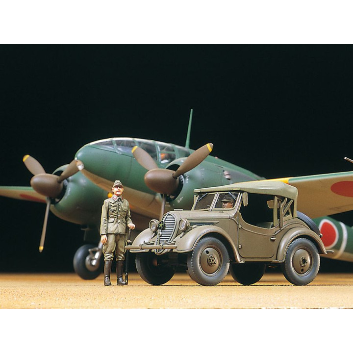 TAMIYA 1/48 MITSUBISHI Ki-46 III & 4x4 LIGHT VEHICLE KUROGANE (25217)