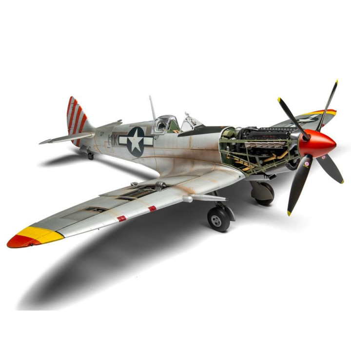 AIRFIX 1/24 Supermarine Spitfire Mk.VIII (17002)